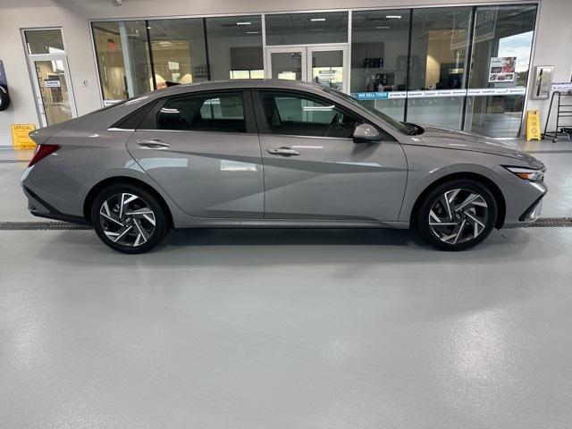 new 2024 Hyundai Elantra car, priced at $24,500