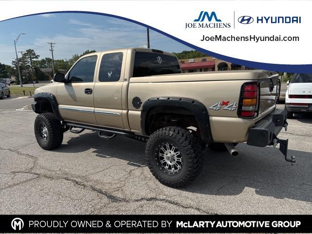 used 2006 GMC Sierra 1500 car, priced at $13,900