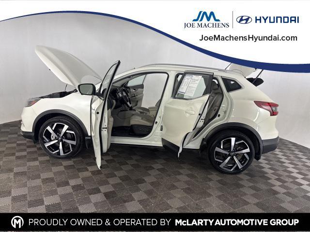 used 2021 Nissan Rogue Sport car, priced at $19,990