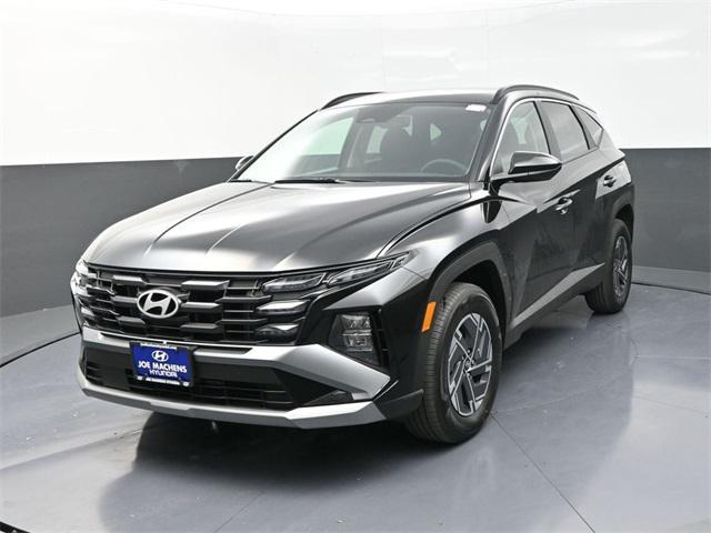 new 2025 Hyundai TUCSON Hybrid car, priced at $33,008