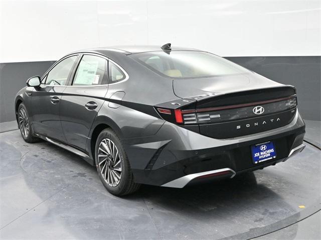 new 2025 Hyundai Sonata Hybrid car, priced at $37,960