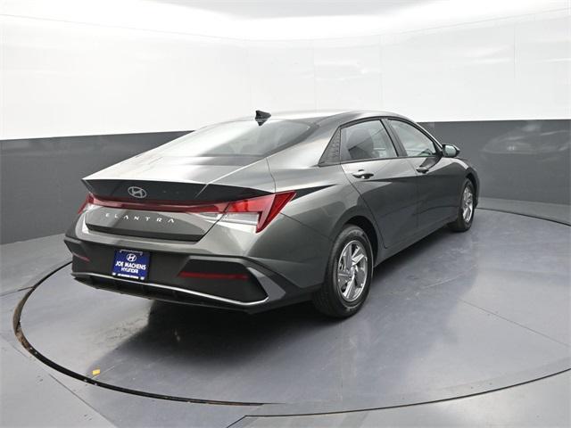new 2025 Hyundai Elantra car, priced at $19,619