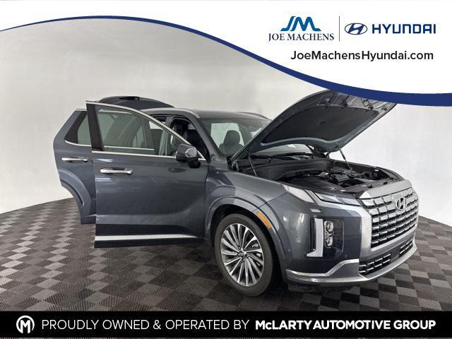used 2024 Hyundai Palisade car, priced at $39,900