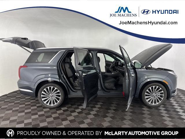 used 2024 Hyundai Palisade car, priced at $39,900