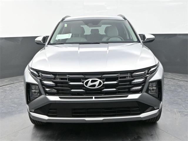 new 2025 Hyundai TUCSON Hybrid car, priced at $33,258