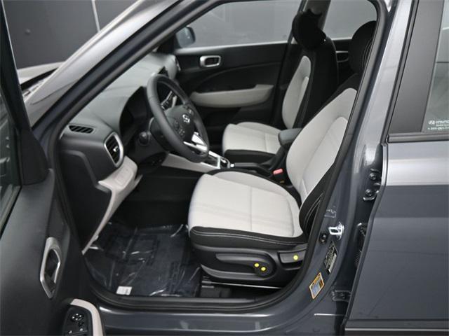 new 2025 Hyundai Venue car, priced at $22,305