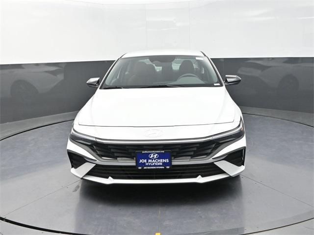 new 2025 Hyundai Elantra car, priced at $23,266