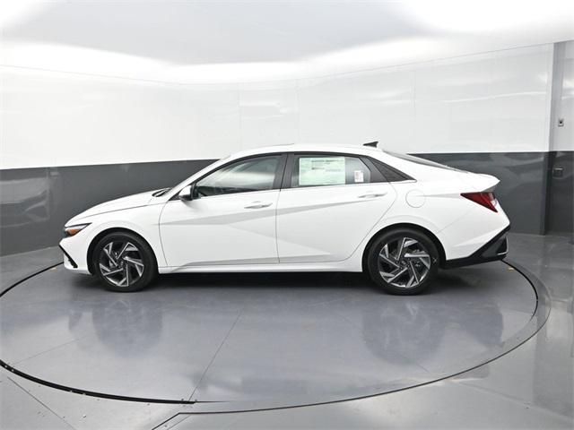 new 2025 Hyundai ELANTRA HEV car, priced at $27,190