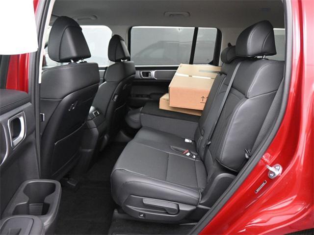 new 2026 Hyundai Santa Fe car, priced at $38,162