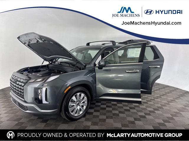 used 2025 Hyundai Palisade car, priced at $38,357