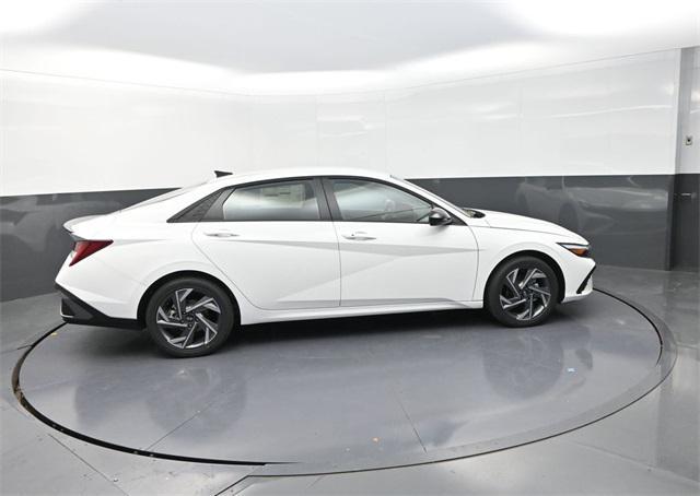 new 2025 Hyundai ELANTRA HEV car, priced at $24,896