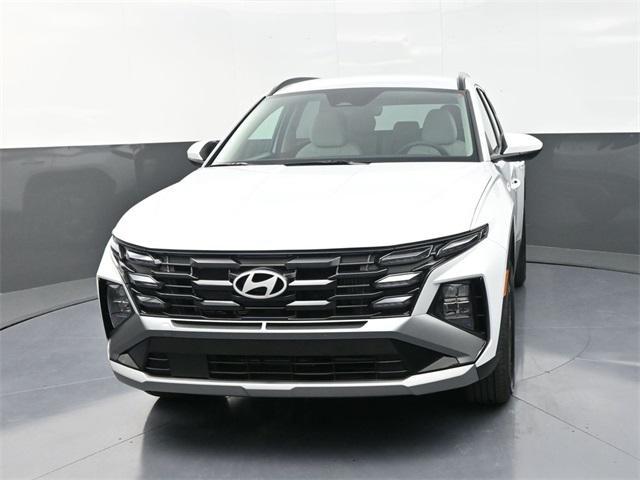new 2025 Hyundai TUCSON Hybrid car, priced at $33,459