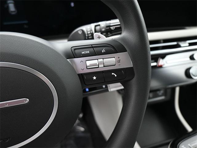 new 2026 Hyundai TUCSON Hybrid car, priced at $32,639