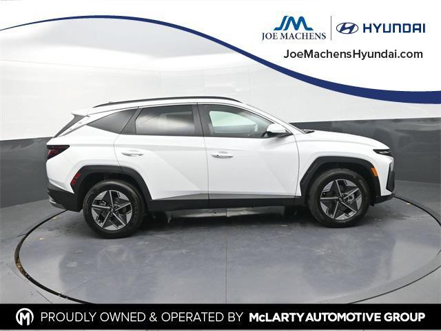 new 2026 Hyundai TUCSON Hybrid car, priced at $32,639
