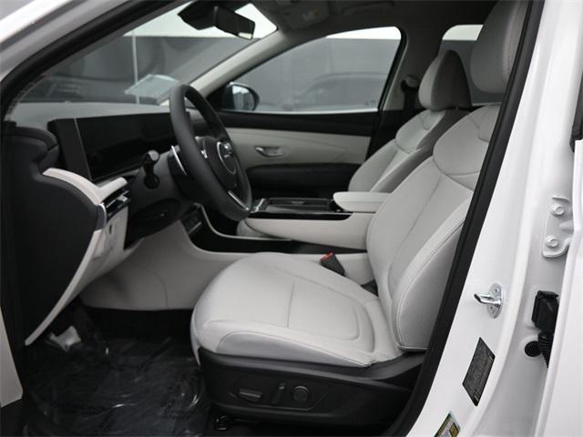 new 2026 Hyundai TUCSON Hybrid car, priced at $32,639