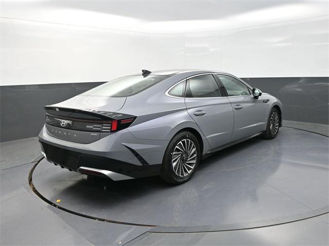 new 2025 Hyundai Sonata Hybrid car, priced at $36,771