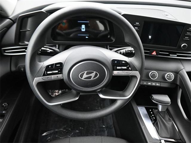 new 2025 Hyundai Elantra car, priced at $20,032