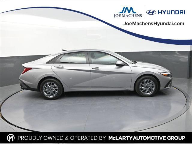 new 2025 Hyundai ELANTRA HEV car, priced at $22,508