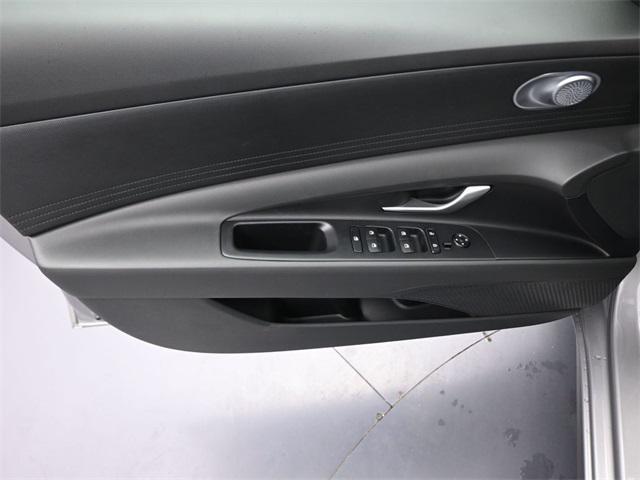 new 2025 Hyundai ELANTRA HEV car, priced at $22,508