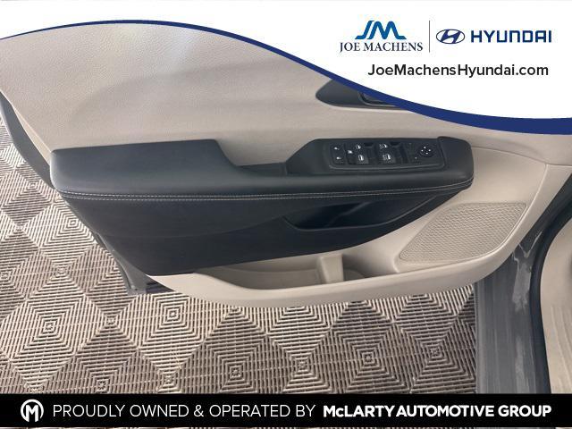 used 2021 Chrysler Pacifica car, priced at $18,590