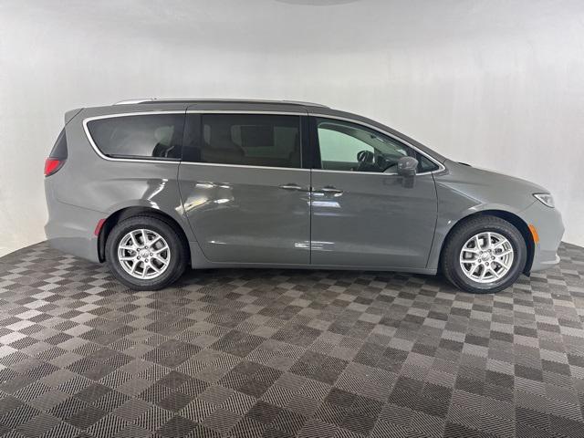 used 2021 Chrysler Pacifica car