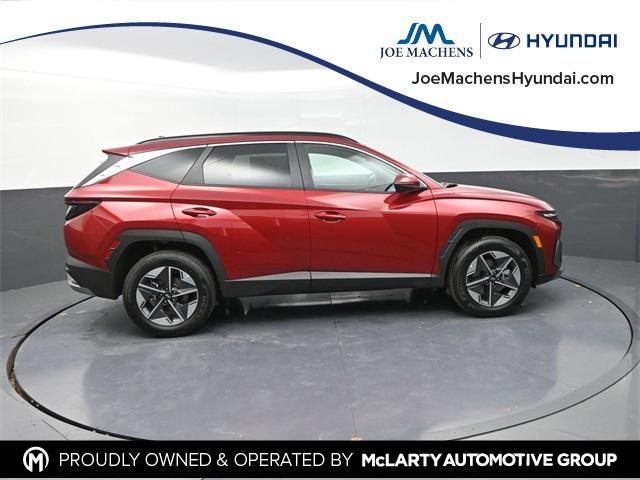 new 2025 Hyundai TUCSON Hybrid car, priced at $33,351