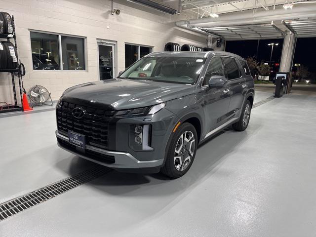 new 2025 Hyundai Palisade car, priced at $44,576