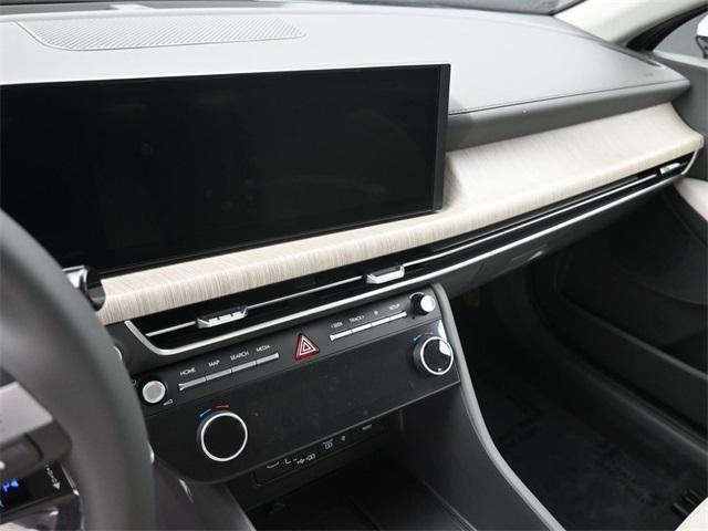 new 2025 Hyundai Sonata Hybrid car, priced at $31,048