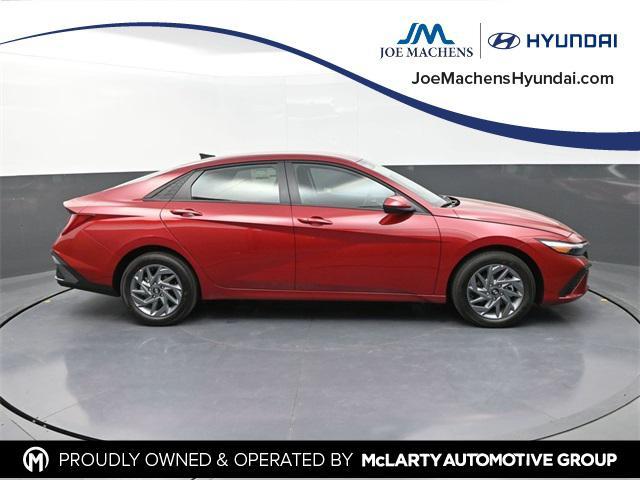 new 2025 Hyundai ELANTRA HEV car, priced at $25,813
