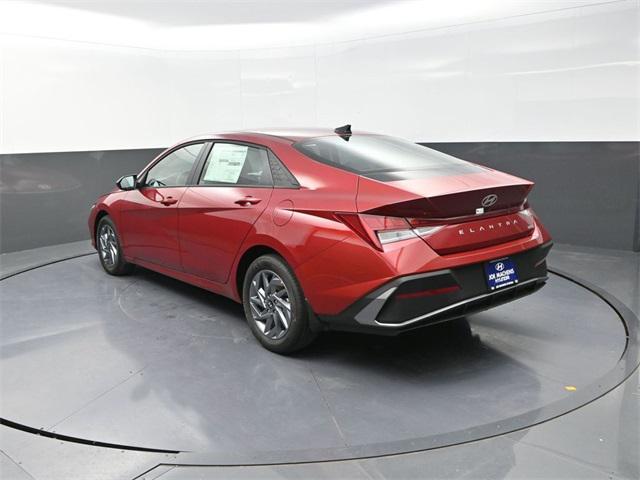 new 2025 Hyundai ELANTRA HEV car, priced at $24,675