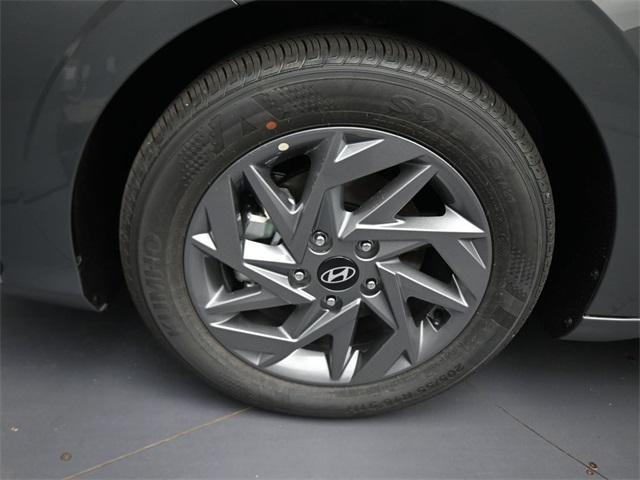 new 2025 Hyundai ELANTRA HEV car, priced at $22,571