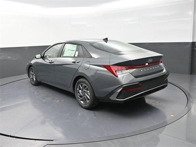 new 2025 Hyundai ELANTRA HEV car, priced at $22,571