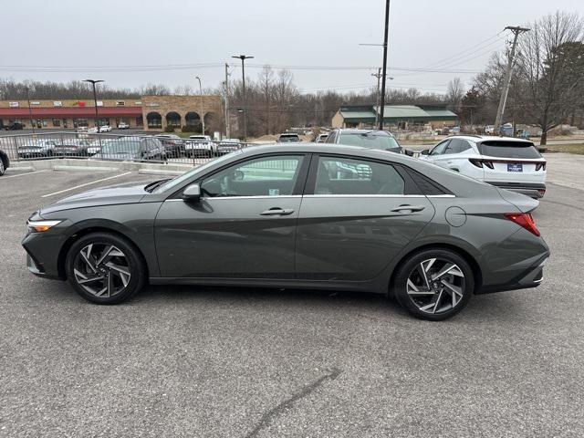 used 2024 Hyundai Elantra car