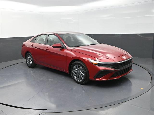new 2025 Hyundai ELANTRA HEV car, priced at $22,988