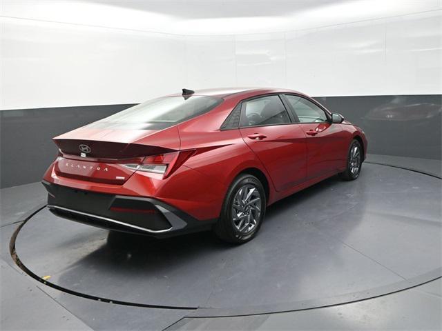 new 2025 Hyundai ELANTRA HEV car, priced at $22,988