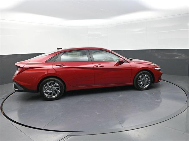 new 2025 Hyundai ELANTRA HEV car, priced at $22,988