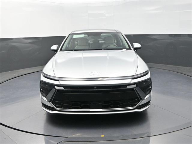 new 2025 Hyundai Sonata Hybrid car, priced at $36,771