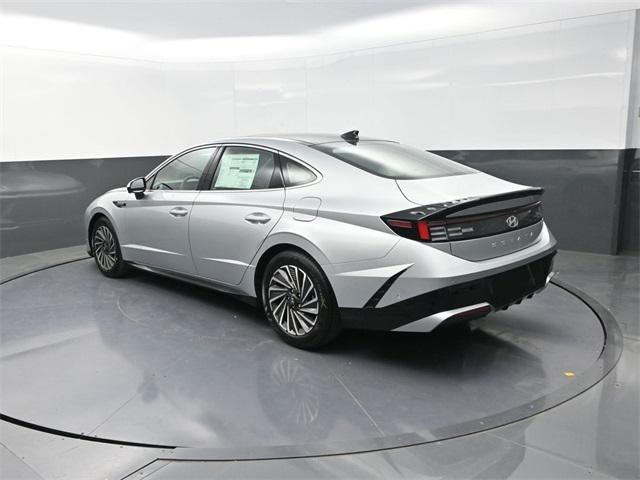 new 2025 Hyundai Sonata Hybrid car, priced at $36,771