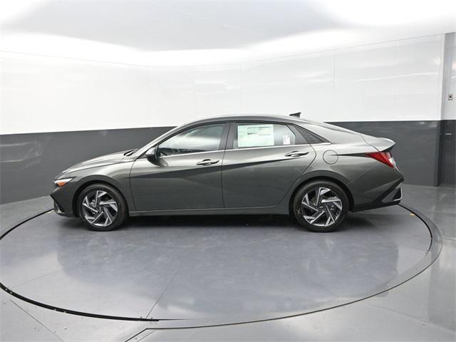 new 2025 Hyundai ELANTRA HEV car, priced at $26,678