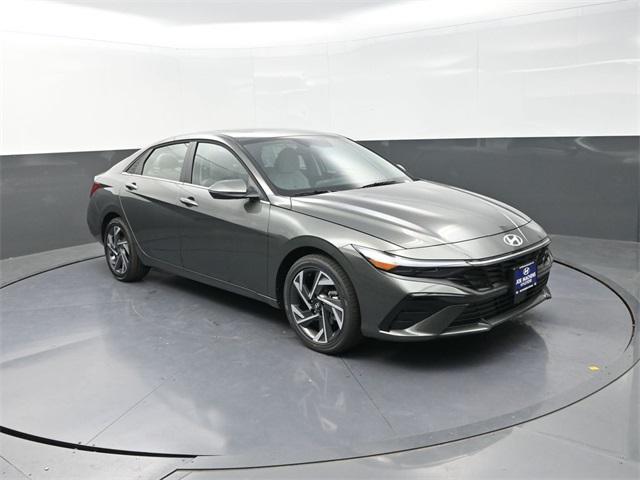 new 2025 Hyundai ELANTRA HEV car, priced at $26,678