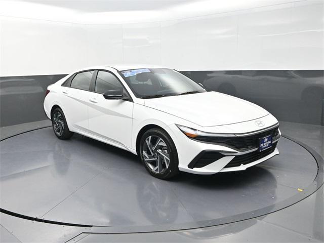 new 2025 Hyundai Elantra car, priced at $23,469