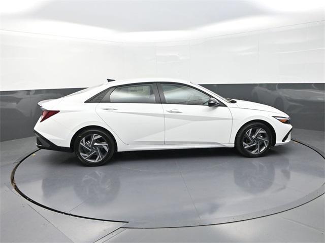 new 2025 Hyundai Elantra car, priced at $23,469