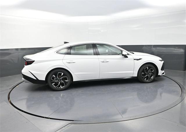 new 2025 Hyundai Sonata car, priced at $27,809