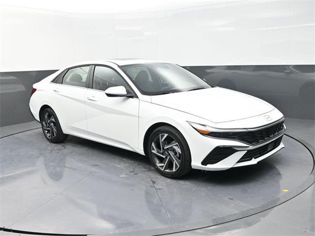 new 2025 Hyundai Elantra car, priced at $25,566