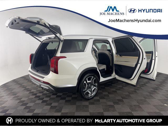 used 2024 Hyundai Palisade car, priced at $43,900