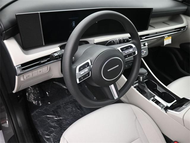 new 2025 Hyundai Tucson car, priced at $28,051