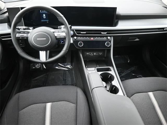 new 2025 Hyundai Sonata Hybrid car, priced at $30,573