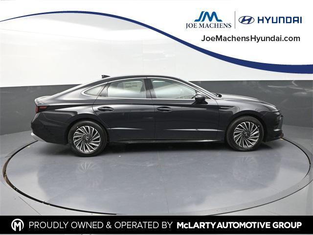 new 2025 Hyundai Sonata Hybrid car, priced at $30,573