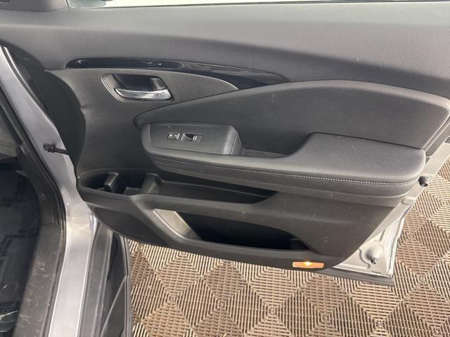 used 2020 Honda Passport car, priced at $16,900