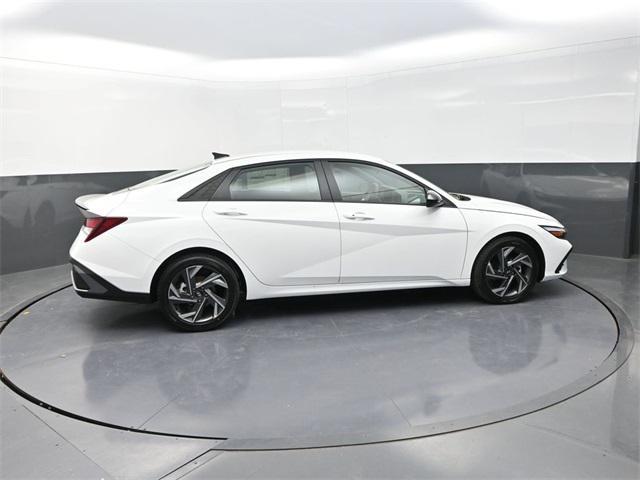 new 2025 Hyundai Elantra car, priced at $23,406